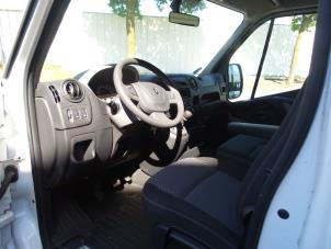Used Airbag set + module Renault Master IV (FV) 2.3 dCi 150 16V FWD Price on request offered by Autodemontage van de Laar