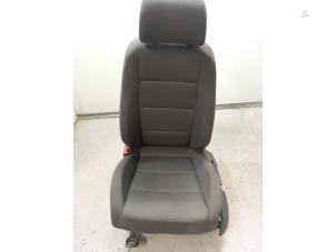 Used Seat, left Peugeot 307 CC (3B) 2.0 16V Price € 125,00 Margin scheme offered by Autodemontage van de Laar