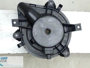 Usados Motor de ventilador de calefactor Fiat Punto II (188) 1.2 60 S 3-Drs. Precio € 40,00 Norma de margen ofrecido por Autodemontage van de Laar