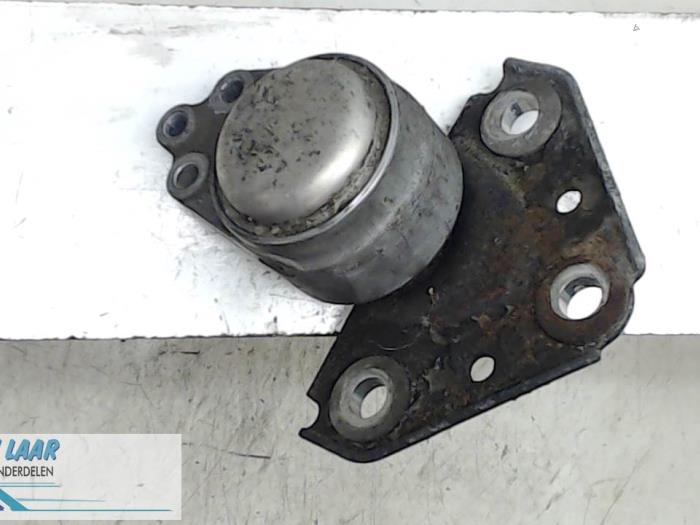 Used Engine mount Ford Fusion 1.4 TDCi Price € 35,00 Margin scheme offered by Autodemontage van de Laar