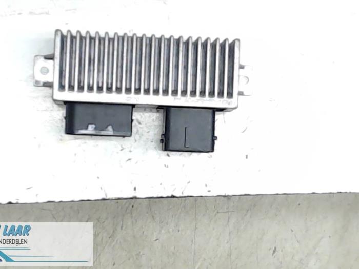 Used Cooling computer Renault Master III (FV) 2.3 dCi 150 16V FWD Price € 60,00 Margin scheme offered by Autodemontage van de Laar
