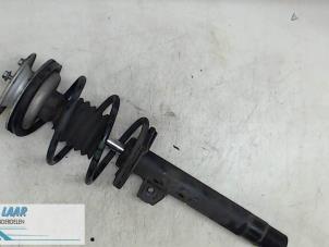 Used Front shock absorber rod, right BMW 3 serie (E46/4) 316i 16V Price € 40,00 Margin scheme offered by Autodemontage van de Laar