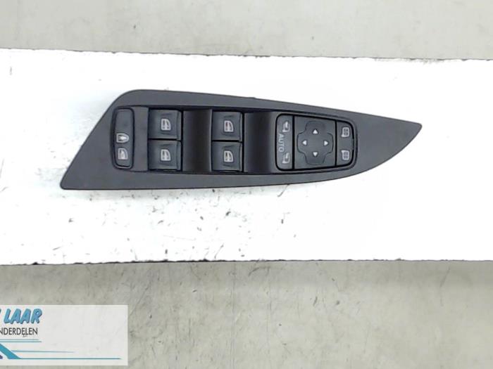 Interruptor de retrovisor de un Renault Espace (RFCJ) 1.6 dCi 160 Twinturbo 2015