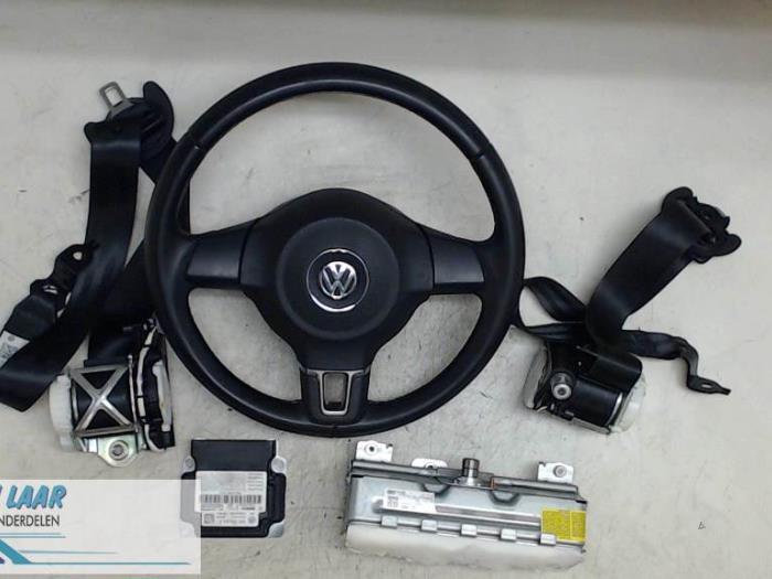 Airbag Set+Modul van een Volkswagen Polo V (6R) 1.2 TSI 2011