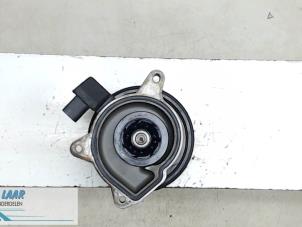 Usados Bomba de agua Volkswagen Golf Precio de solicitud ofrecido por Autodemontage van de Laar