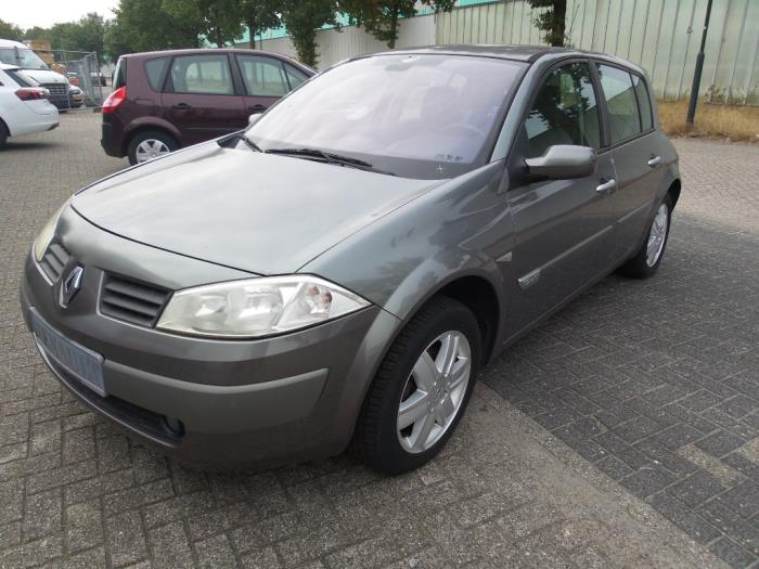 Gebrauchte Auspuff Enddämpfer Renault Megane II (BM/CM) 1.9 dCi 120 Preis € 90,00 Margenregelung angeboten von Autodemontage van de Laar