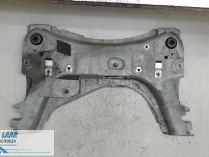 Used Subframe Renault Megane II CC (EM) 2.0 16V Price € 120,00 Margin scheme offered by Autodemontage van de Laar