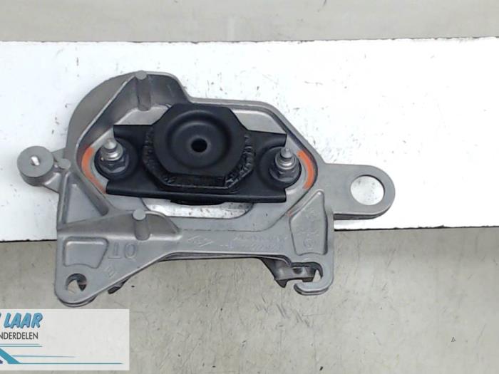 Used Engine mount Renault Kadjar (RFEH) 1.5 dCi DPF Price € 50,00 Margin scheme offered by Autodemontage van de Laar