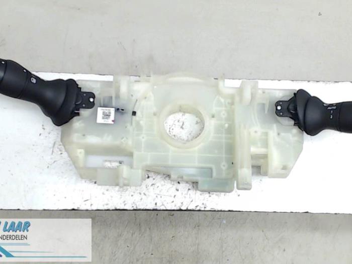 Interruptor combinado columna de dirección de un Renault Master IV (EV/HV/UV/VA/VB/VD/VF/VG/VJ) 2.3 dCi 125 16V FWD 2014