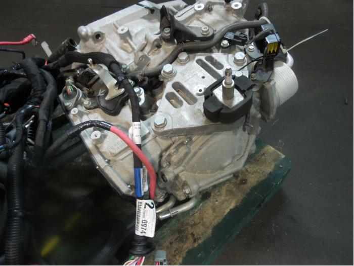 Getriebe van een Renault Laguna III (BT) 2.0 Turbo 16V 2007