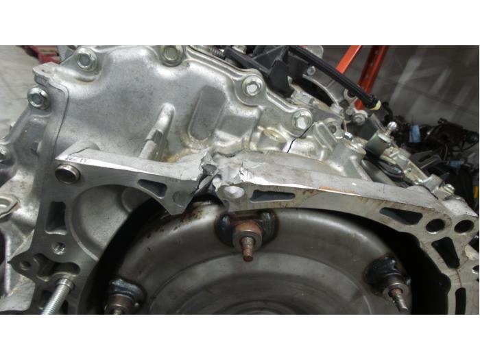 Getriebe van een Renault Laguna III (BT) 2.0 Turbo 16V 2007