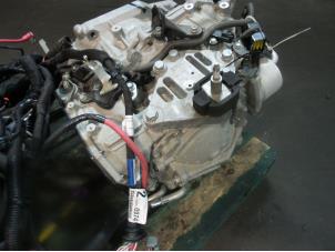 Getriebe van een Renault Laguna III (BT) 2.0 Turbo 16V 2007