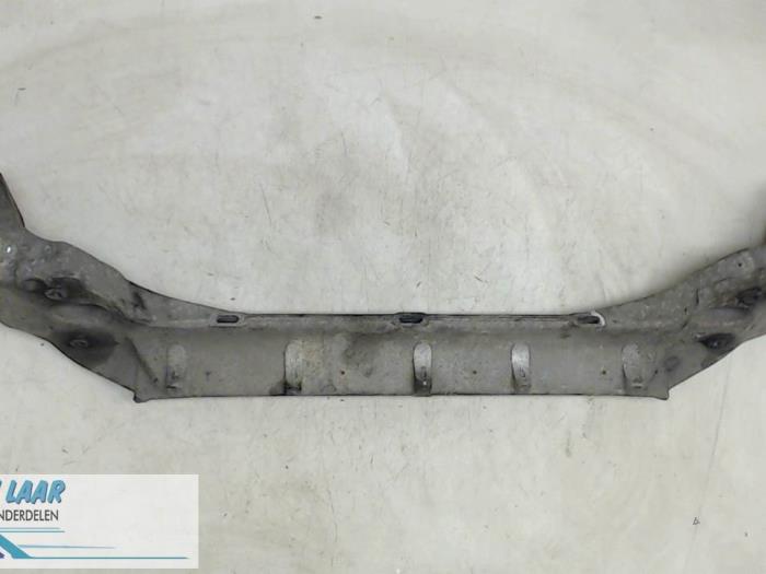 Used Engine mount Volkswagen Phaeton (3D) 3.0 V6 TDI 24V 4Motion Price € 70,00 Margin scheme offered by Autodemontage van de Laar