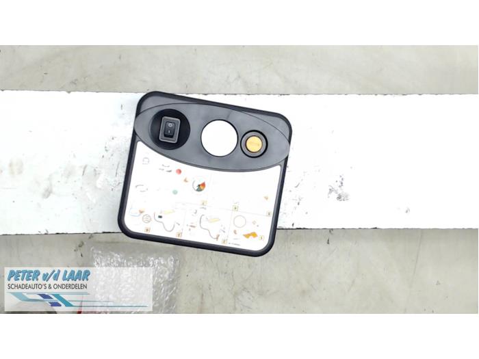 Begagnade Däckpump Renault Megane IV (RFBB) 1.6 Energy dCi 130 Pris € 50,00 Marginaltabell erbjuds av Autodemontage van de Laar