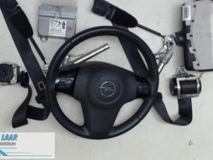 Gebrauchte Airbag Set + Modul Opel Monza Preis auf Anfrage angeboten von Autodemontage van de Laar
