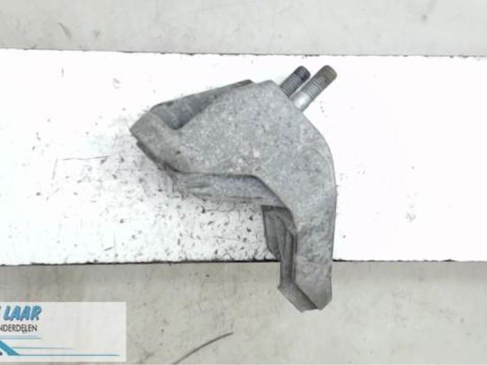 Used Engine mount Ford Fiesta 6 (JA8) Price € 25,00 Margin scheme offered by Autodemontage van de Laar