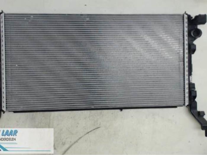 Gebrauchte Kühler Renault Laguna III (BT) 2.0 Turbo 16V Preis € 35,00 Margenregelung angeboten von Autodemontage van de Laar