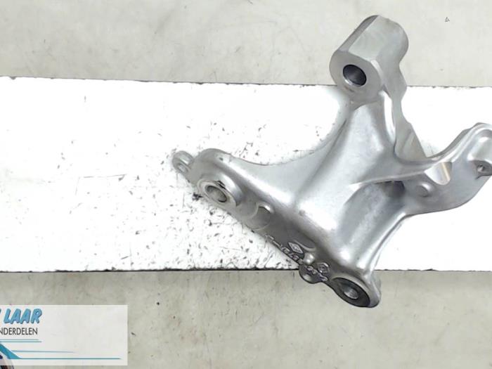 Used Engine mount Renault Megane IV (RFBB) Price € 40,00 Margin scheme offered by Autodemontage van de Laar