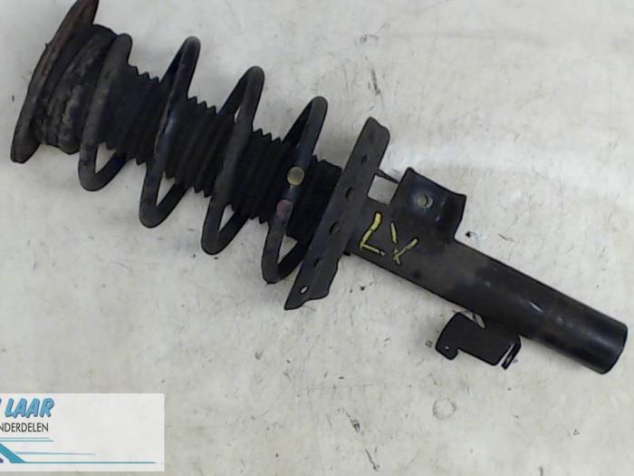 Front shock absorber rod, left from a Ford Mondeo IV Wagon 2.0 TDCi 140 16V 2008