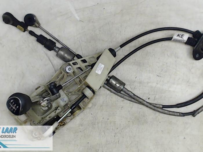 Gearbox shift cable from a Ford Mondeo IV Wagon 2.0 TDCi 140 16V 2008
