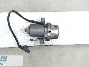 Used Brake servo vacuum pump Mercedes C (W203) 2.0 C-200K 16V Price on request offered by Autodemontage van de Laar
