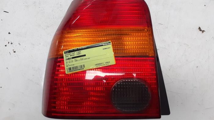 Taillight, left from a Seat Arosa (6H1) 1.7 SDI 1998
