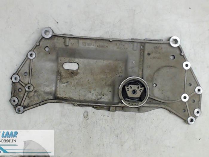 Used Subframe Volkswagen Scirocco (137/13AD) Price € 120,00 Margin scheme offered by Autodemontage van de Laar