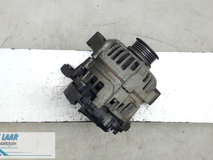 Begagnade Dynamo Opel Corsa C (F08/68) 1.2 16V Pris € 35,00 Marginaltabell erbjuds av Autodemontage van de Laar