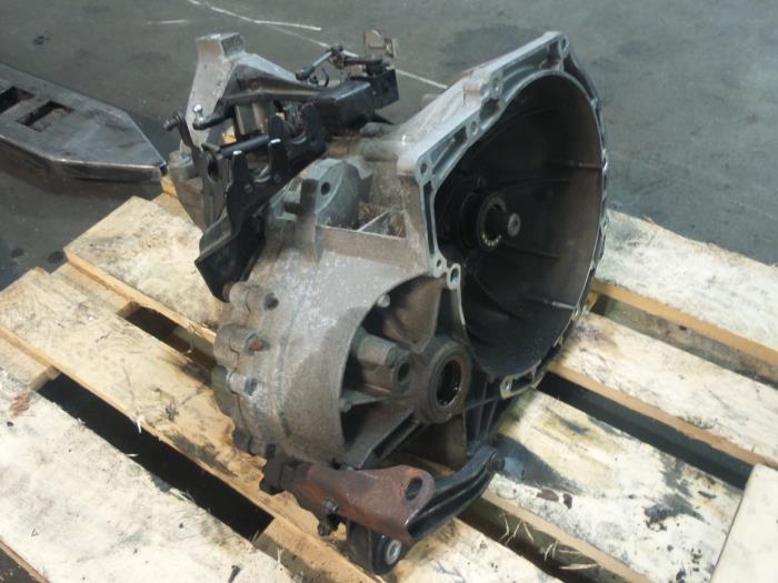 Gebrauchte Getriebe Volvo S40 (MS) 1.6 D 16V Preis € 750,00 Margenregelung angeboten von Autodemontage van de Laar