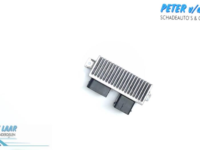 Glow plug relay Renault Trafic 1.6 dCi 115 271206395R