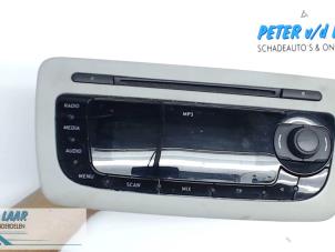 Used Radio CD player Seat Ibiza Price € 75,00 Margin scheme offered by Autodemontage van de Laar