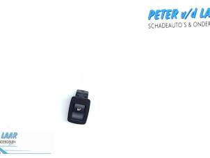 Usagé Commutateur vitre électrique BMW 1 serie (E87/87N) Prix € 10,00 Règlement à la marge proposé par Autodemontage van de Laar