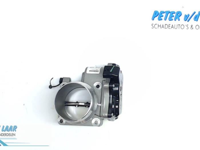 Throttle body from a Renault Master IV (FV) 2.3 dCi 110 16V FWD 2017