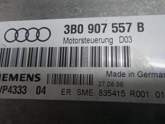 Komputer sterowania silnika z Audi A4 (B5) 1.6 1999