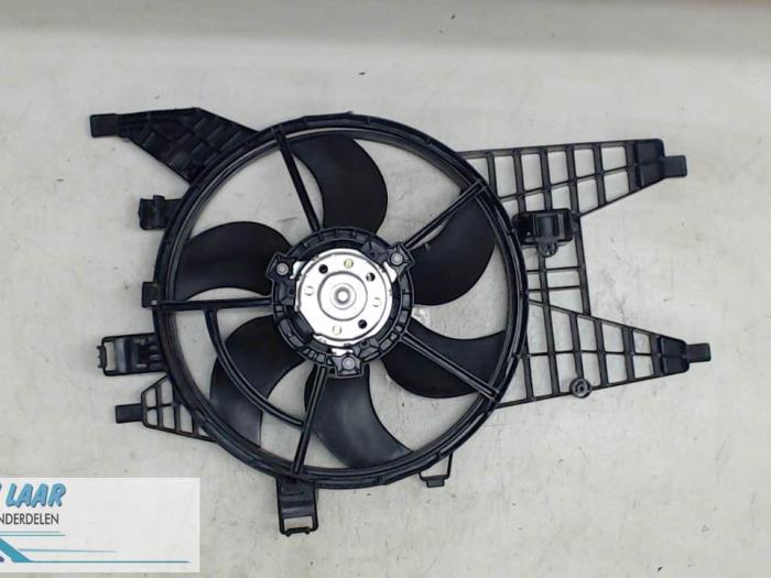 Fan motor from a Renault Kangoo Express (FW) 1.5 dCi 85 2011