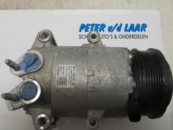 Air conditioning pump Ford Fiesta - 2025777 C12HDEZ FOMOCO