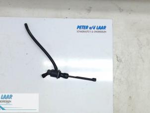 Used Clutch master cylinder Renault Master IV (MA/MB/MC/MD/MH/MF/MG/MH) 2.3 dCi 16V Price € 40,00 Margin scheme offered by Autodemontage van de Laar
