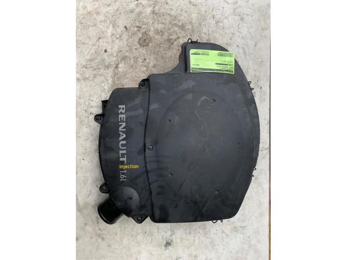 Begagnade Luftfilterhus Dacia Sandero I (BS) 1.6 MPI 85 Pris € 50,00 Marginaltabell erbjuds av Autodemontage van de Laar