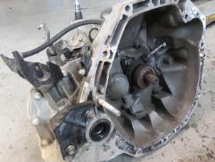 Gebrauchte Getriebe Renault Clio III (BR/CR) 1.5 dCi 85 Preis € 400,00 Margenregelung angeboten von Autodemontage van de Laar