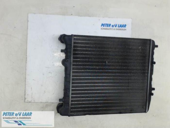 Kühler van een Volkswagen Fox (5Z) 1.2 2007