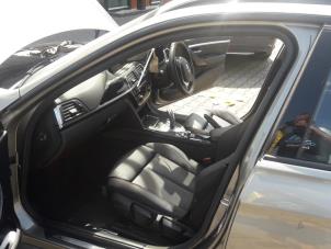 Used Front door seal 4-door, left BMW 3-Serie Price on request offered by Benzon Autodemontage