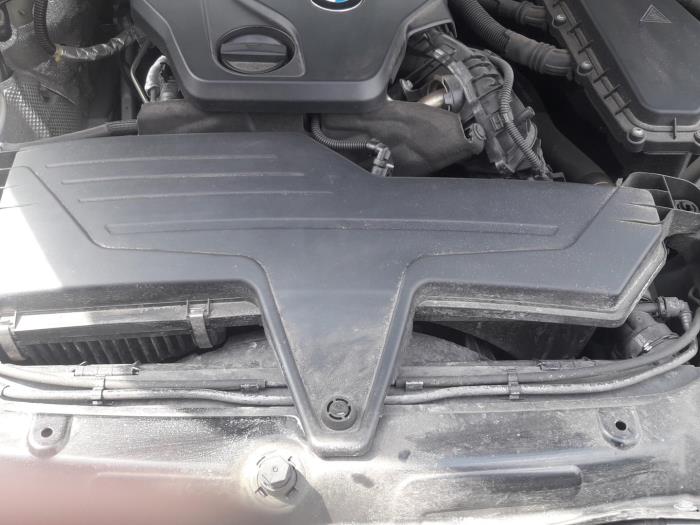 Filtro de aire de un BMW 3-Serie 2016