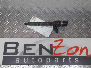 Used Injector (diesel) Renault Megane Price on request offered by Benzon Autodemontage
