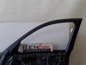 Used Door window 4-door, front right BMW 3-Serie Price on request offered by Benzon Autodemontage