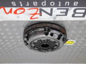 Usagé Volant d'inertie masse double Nissan Juke Prix sur demande proposé par Benzon Autodemontage