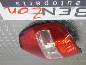 Usados Luz trasera derecha Honda Jazz Precio de solicitud ofrecido por Benzon Autodemontage
