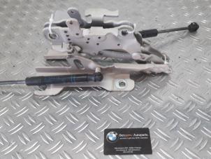 Used Bonnet Hinge BMW 4-Serie Price on request offered by Benzon Autodemontage