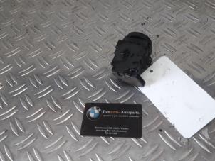 Usados Llave de contacto electrónica BMW 5-Serie Precio de solicitud ofrecido por Benzon Autodemontage