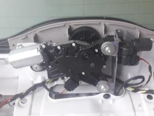 Gebrauchte Scheibenwischermotor hinten BMW 3-Serie Preis auf Anfrage angeboten von Benzon Autodemontage