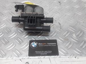 Used Water pump BMW 6-Serie Price on request offered by Benzon Autodemontage